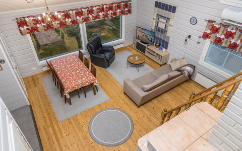 Onnimanni: Piso, Madera, Suelo, Diseño De Interiores, Techo, Suelos De Madera, Mueble, Casa, Sala, Habitación