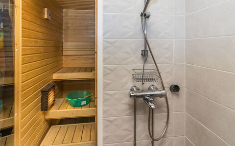 Onnimanni: Piso, Suelo, Arreglo De Tubería, Diseño De Interiores, Baño, Plomería, Alcachofa De La Ducha, Loseta, Ducha, Grifo