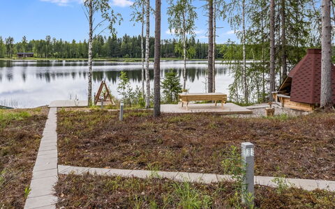 Sorolanniemi: Piscina, Recurso, Mueble Para Exteriores, Diseño, Sombra, Paisajismo, Hotel, Fuente De Agua, Eco Hotel