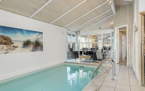 Adrienne - 490M from the Sea: Diseño De Interiores, Suelo, Recurso, Mueble, Material Compuesto, Piscina, Techo, Hotel, Silla, Sombra