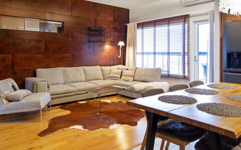 Tahko Spa Suites White B 7: Hierba, Casa, Cabaña, El Terreno Del Lote, Casa, Inmuebles, Césped, Vía Muerta, Casa De Campo, Porche