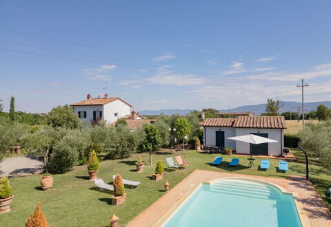 Villa Elena: Inmuebles, Hacienda, Casa De Campo, Césped, Piscina, Yarda, Villa, Patio Interior, Eco Hotel, Plantación