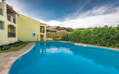 Apartments With Pool Country Village, Stintino: Azul, Piscina, Ciudad De Vacaciones, Villa, Recurso, Hotel