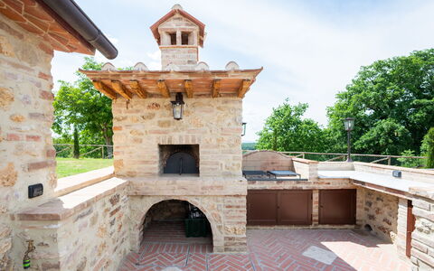 Le Torri, Borgo Campassini, Monteriggioni: Ladrillo, Enladrillado, Jardín, Paisajismo, Estructura Al Aire Libre, Albañileria Horno