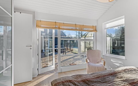 Sissie - 400M from the Sea: Inmuebles, Sombra, Entrada De Coches, Casa De Campo