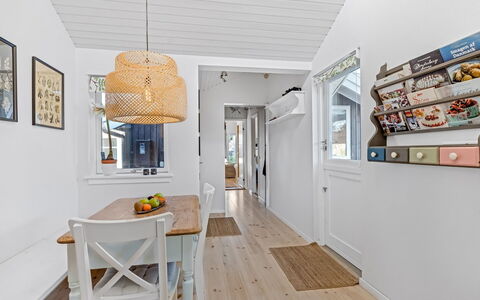 Sissie - 400M from the Sea: Inmuebles, Sombra, Entrada De Coches, Casa De Campo