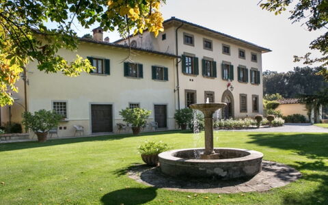 Villa Bel Monte: Arbusto, Asentamientos Humanos, Jardín, Inmuebles, Patio, Yarda, Césped, Entrada De Coches, Hacienda, Paisajismo