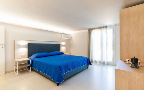 Casa sul Mare: Diseño De Interiores, Piso, Mueble, Suelo, Departamento, Recurso, Habitación, Techo, Cama, Habitación