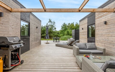 Danske - 6.8Km from the Sea: Madera, Material Compuesto, Cubierta, Jardín, Madera Dura, Vía Muerta, Tablón, Patio Interior, Manchas De Madera, Yarda
