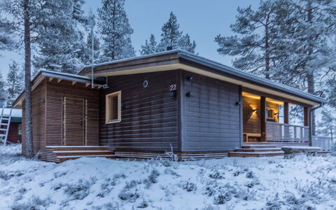 Kelokaltiokylän Maja 22: Árbol, Banco, Casa, Cabaña, Lago, Estanque, Bosque, Cuarto De Troncos