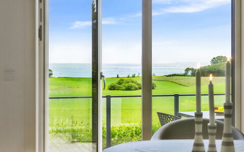 Imilie - 450M from the Sea: Mueble, Diseño De Interiores, Piso, Suelo, Techo, Habitación, Silla, Mesa, Departamento, Cocina Y Comedor Mesa