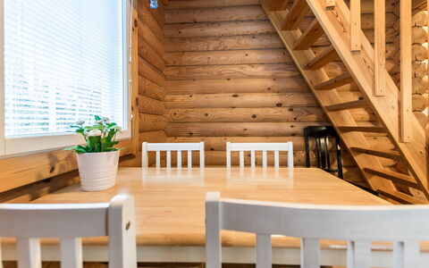 Kilpolan Pauliina: Madera, Cabaña, Casa, Cuarto De Troncos, Maderas, Vía Muerta, Madera Dura, Material Natural, Edificios Del Jardín, \Choza