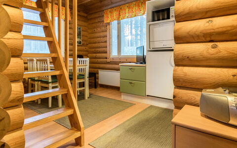 Kilpolan Karoliina: Madera, Piso, Suelo, Diseño De Interiores, Mueble, Techo, Manchas De Madera, Habitación, Cuarto De Troncos, Suelos De Madera