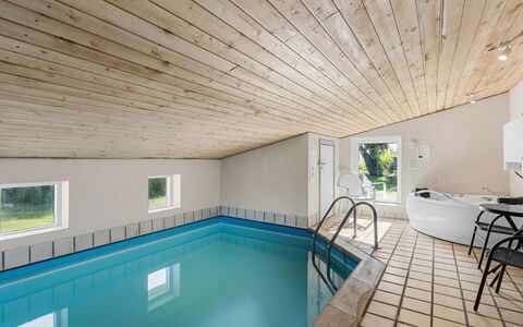 Maylin - 350M from the Sea: Inmuebles, Sombra, Entrada De Coches, Casa De Campo