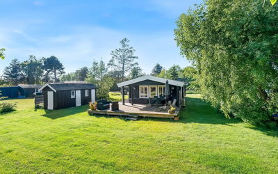 Bengta - 500M from the Sea