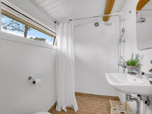 Bengta - 500M from the Sea