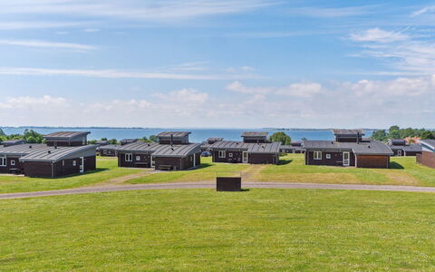 Gudbrand - 500M from the Sea: Inmuebles, Sombra, Entrada De Coches, Casa De Campo