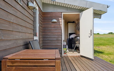 Gudbrand - 500M from the Sea: Inmuebles, Sombra, Entrada De Coches, Casa De Campo
