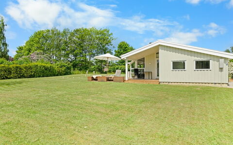 Sofus - 275M from the Sea: Inmuebles, Sombra, Entrada De Coches, Casa De Campo