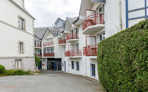 Balcons de la Rance: Barrio Residencial, Asentamientos Humanos, Departamento, Condominio, Piscina, Recurso, Mueble Para Exteriores, Hotel, Ciudad De Vacaciones, Vacaciones