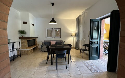 Villa Azzurra: Mueble, Piso, Suelo, Diseño De Interiores, Silla, Encendiendo, Techo, Mesa, Habitación, Sala