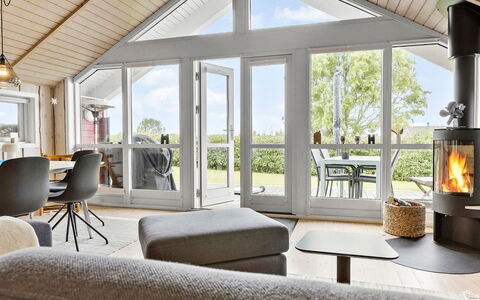 Alexi - 300M from the Sea: Inmuebles, Sombra, Entrada De Coches, Casa De Campo