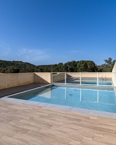 Bonifacio 201: Piscina, Piso, Suelo, Material Compuesto, Hormigón, Loseta, Sombra, Diseño, La Luz Del Día