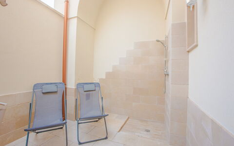 Casa Ettore: Pared, Piso, Suelo, Material Compuesto, Techo, Loseta, Diseño, Manchas De Madera