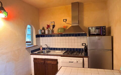 Appartamento Bellosguardo, Wifi, Near Perugia: Cocina, Mostrador, Diseño De Interiores, Aparato De Cocina, Piso, Estufa De Cocina, Electrodoméstico, Encendiendo, Estufa, Suelo