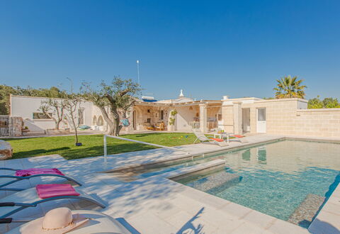 Lamia Del Vespro: Barrio Residencial, Piscina, Inmuebles, Paisajismo, Villa, Recurso, Hacienda, Hotel