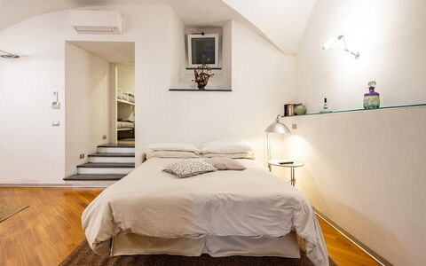 Casa Garibaldi - Levanto: Mueble, Diseño De Interiores, Cama, Pared, Suelo, Piso, Habitación, Techo, Madera, Habitación