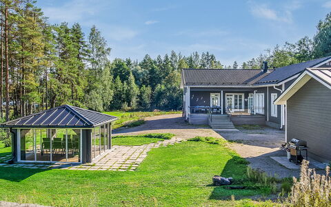 Villa Nyåker: Madera, Cabaña, Casa, Casa, Puerta, Madera Dura, Edificios Del Jardín, Manchas De Madera, Cuarto De Troncos, Tablón