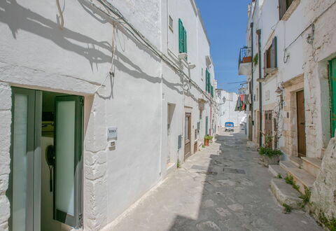 Casa Tosca: Pared, Edificio, Barrio, Arquitectura, By, Callejón, Fachada, Barrio Residencial, Calle, Casa