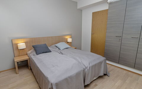 Ruka Chalets 2 Huoneisto 2405: Piso, Suelo, Diseño De Interiores, Cama, Madera, Mueble, Habitación, Suelos De Madera, Habitación, Techo