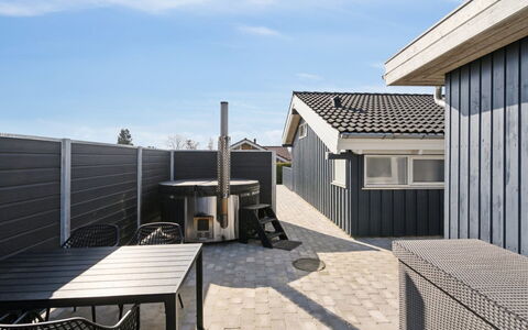 Annegret - 200M from the Sea: Inmuebles, Sombra, Entrada De Coches, Casa De Campo