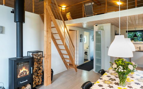 Bisera - from the Sea: Mueble, Diseño De Interiores, Piso, Suelo, Techo, Habitación, Silla, Mesa, Departamento, Cocina Y Comedor Mesa