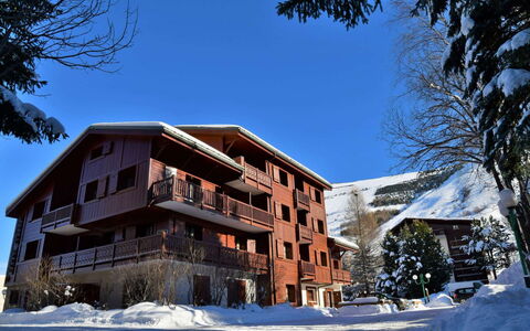 Alpina Lodge: Casa, Barrio Residencial, Casa, Asentamientos Humanos, Nieve, Congelación, Invierno, Cabaña, Pueblo, Pueblo De Montaña