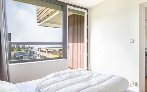Cytises: Diseño De Interiores, Madera, Piso, Cama, Techo, Habitación, Suelo, Mueble, Departamento, Habitación
