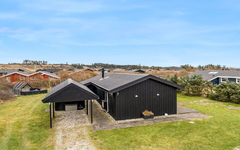 Erblin - 400M from the Sea: Inmuebles, Sombra, Entrada De Coches, Casa De Campo