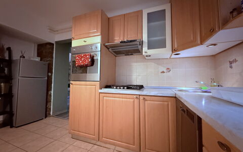 Apartment Niko, Private Garden, Wifi - Opatija: Aparato De Cocina, Cocina, Mostrador, Electrodoméstico, Gabinetes, Fregadero, Madera, Electrodoméstico, Estufa De Cocina, Diseño De Interiores