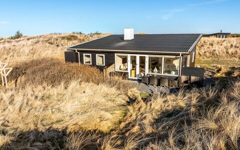 Alrike - 200M from the Sea: Inmuebles, Sombra, Entrada De Coches, Casa De Campo