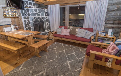 Kelomaja 12B: Cabaña, Casa, Casa, Edificios Del Jardín, Vía Muerta, Cuarto De Troncos, Casa De Campo, Inmuebles, Cobertizo, Yarda