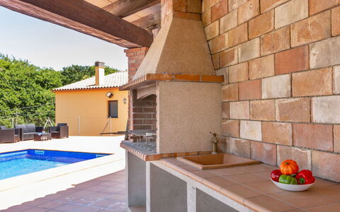 Esteva: Ladrillo, Loseta, Enladrillado, Manchas De Madera, Tubo De Lámpara, Sombra, Diseño, Estructura Al Aire Libre, Patio