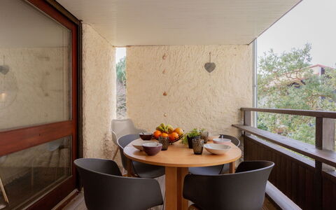 Pyrénées: Casa, Cabaña, Inmuebles, Sombra, Jardín, Patio Interior, Yarda, Hacienda, Paisajismo, Edificios Del Jardín