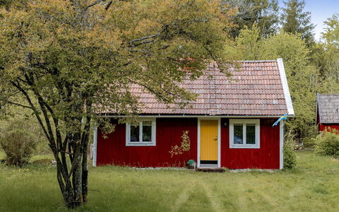 Sillesås: Árbol, Madera, Casa, Cabaña, Techo, Casa, Área Rural, El Terreno Del Lote, Cobertizo, Edificios Del Jardín