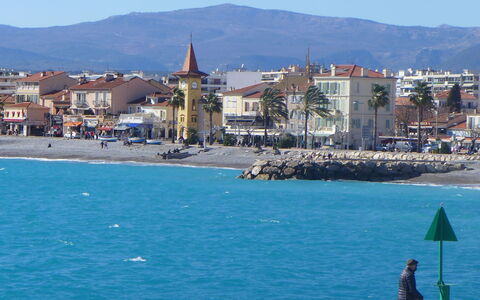 Cagnes Provencal: Costa, Mar, Costeras Y Los Accidentes Geográficos Oceánico, Playa, Vacaciones, Oceano, Apuntalar, Atracción Turística, Recreación