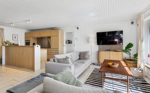 Matild - 250M from the Sea: Inmuebles, Sombra, Entrada De Coches, Casa De Campo