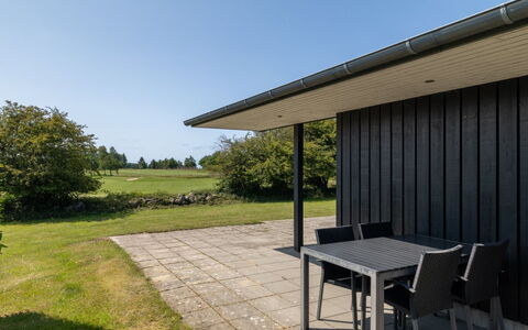 Erlinda - 600M from the Sea: Inmuebles, Sombra, Entrada De Coches, Casa De Campo