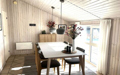 Gorjana - 500M from the Sea: Mueble, Mueble Para Exteriores, Vajilla, Mesa, Drinkware, Silla, Mesa Al Aire Libre, Comida, Botella