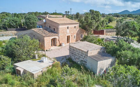 Ca'N Galeri: Edificio, Árbol, Casa, Casa, Paisaje, Arquitectura, Barrio Residencial, Área Rural, Inmuebles